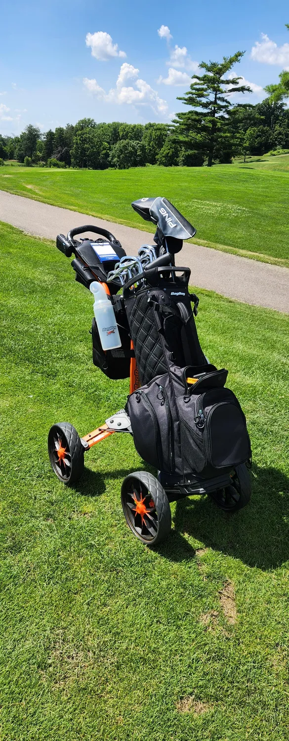 Bag Boy Chiller Pro Hybrid golfový bag s chlazením