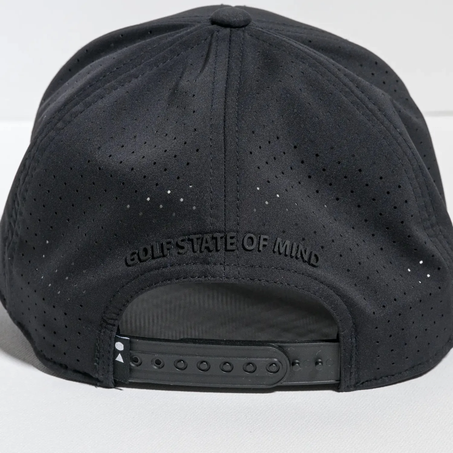 Sun Mountain Perforated Performance kšiltovka