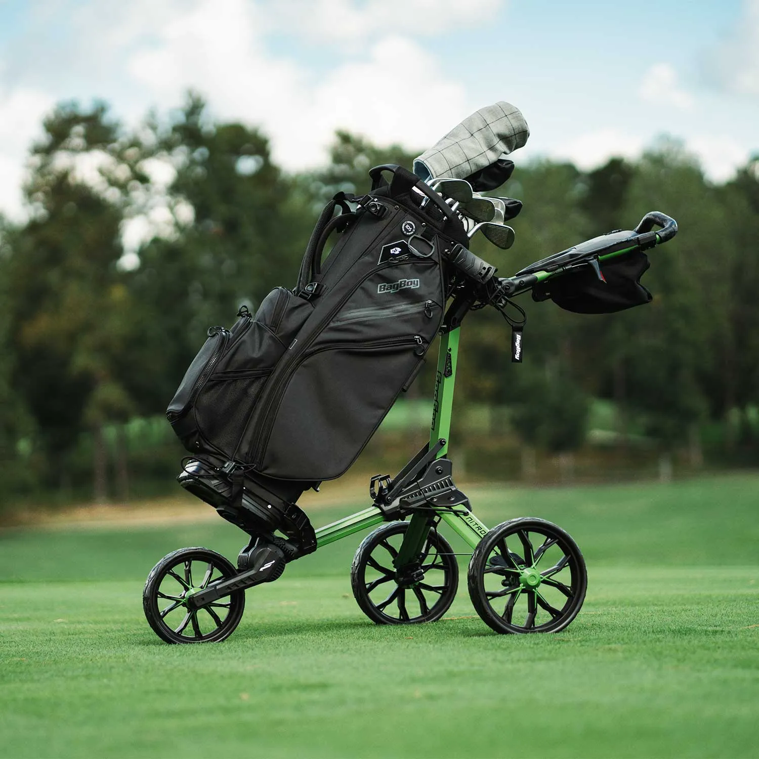 Bag Boy Chiller Pro Hybrid golfový bag s chlazením