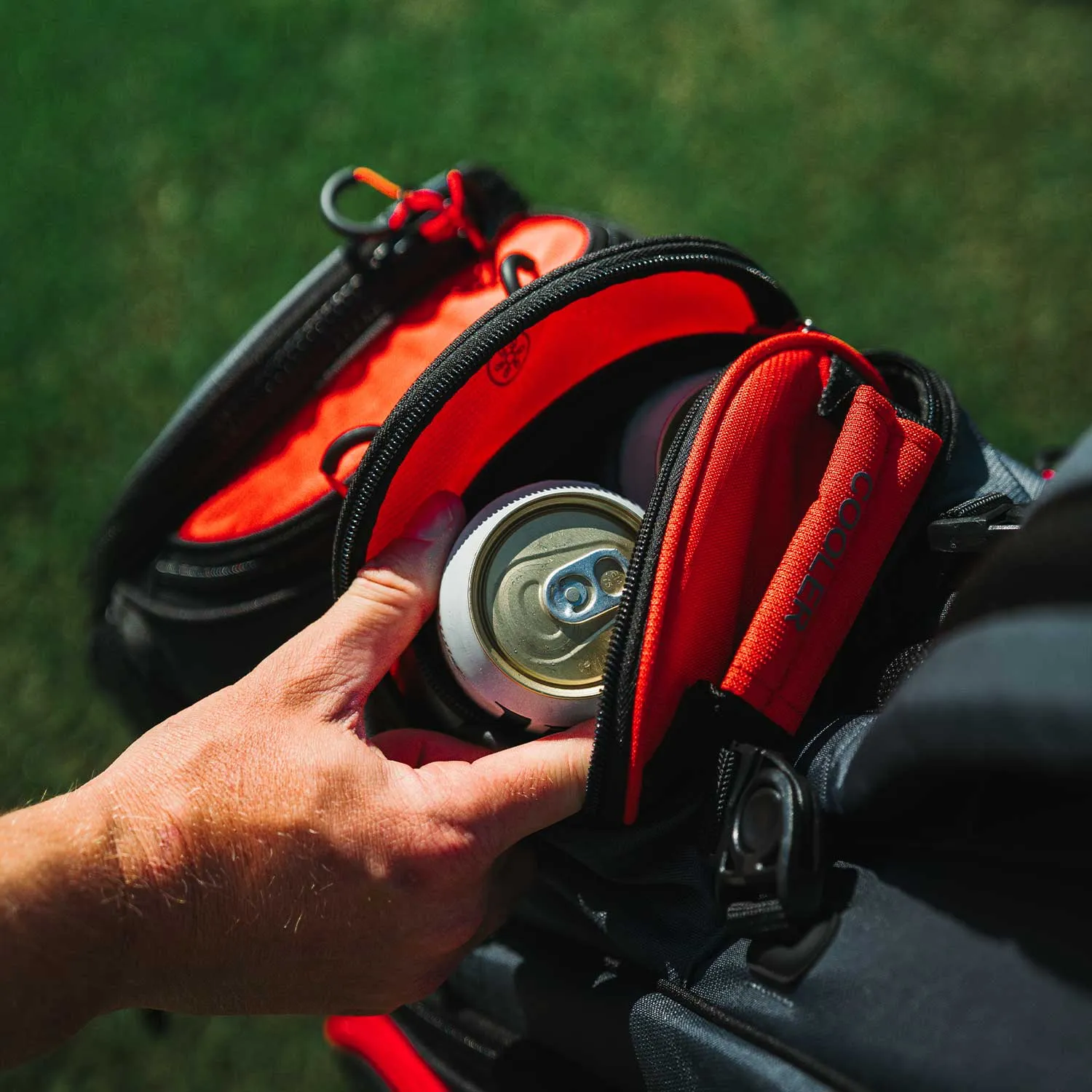 Bag Boy Chiller Pro Hybrid golfový bag s chlazením