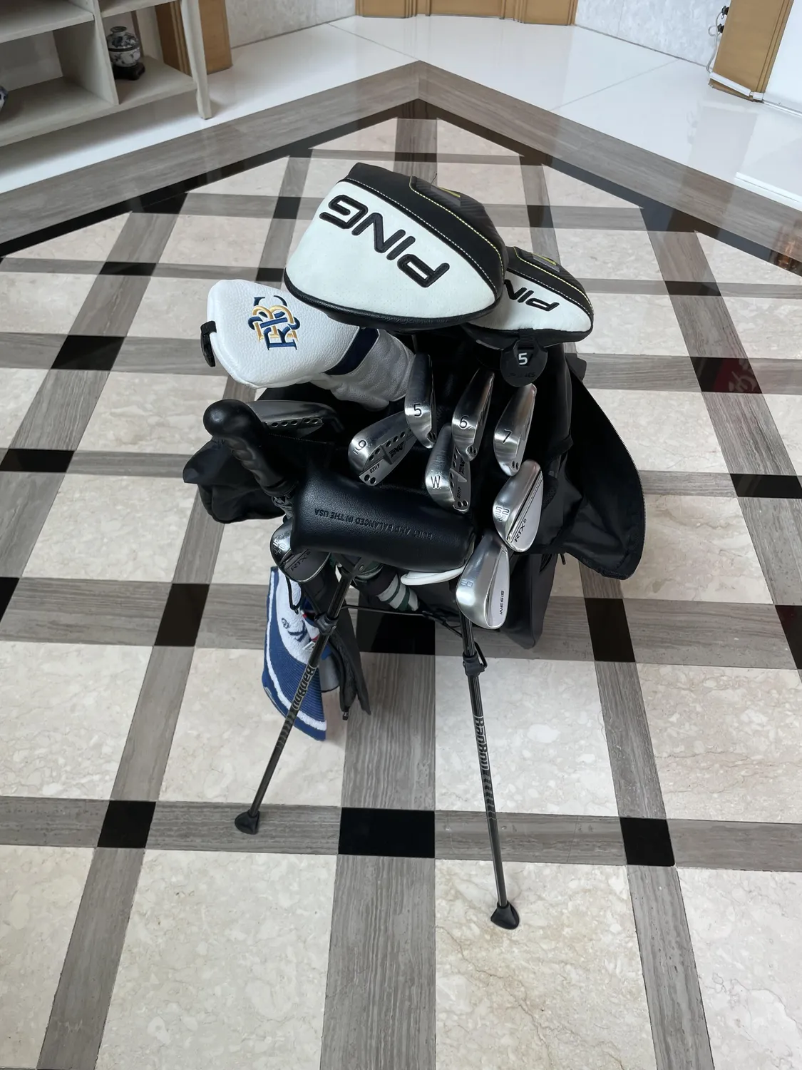 Bag Boy Chiller Pro cart bag s chladičem 14komorový